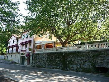 Logis Restaurant La Corniche Des Cevennes 2* Saint-Jean-du-Gard